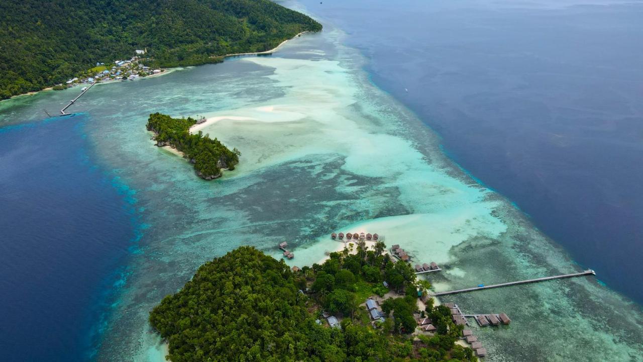 Nus Homestay Raja Ampat Kri Exteriör bild