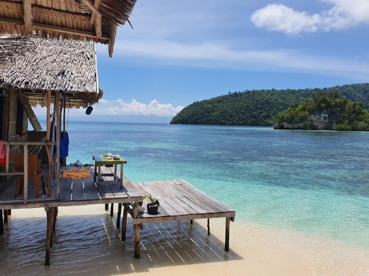 Nus Homestay Raja Ampat Kri Exteriör bild